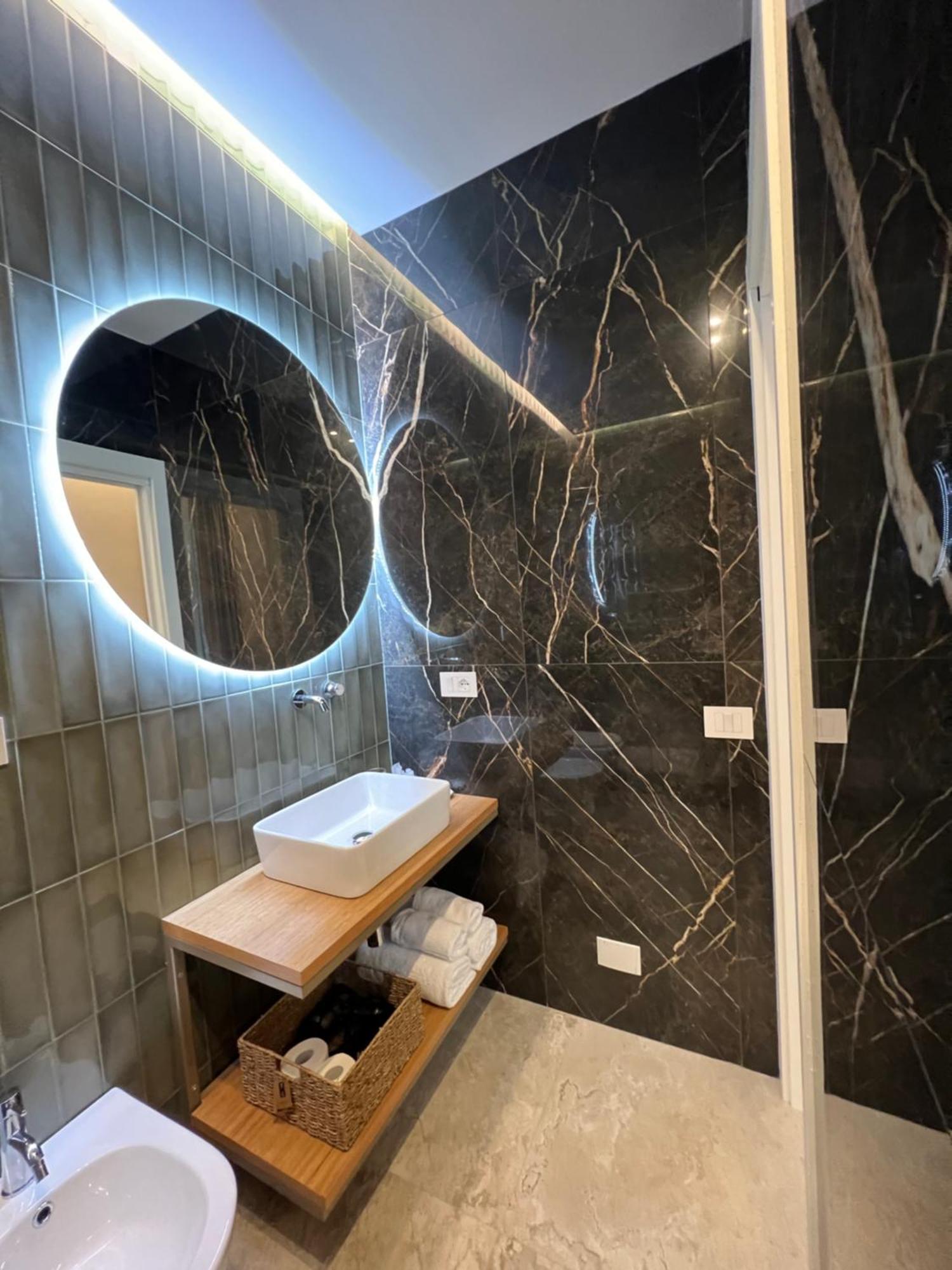Elegant Rooms 라스페치아 외부 사진